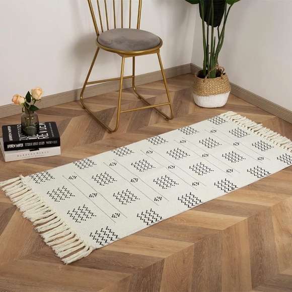 Boho Cotton Woven Area Rug Washable, Moroccan Geometric Tassel 2' x 4.3' - Picture 2 of 6